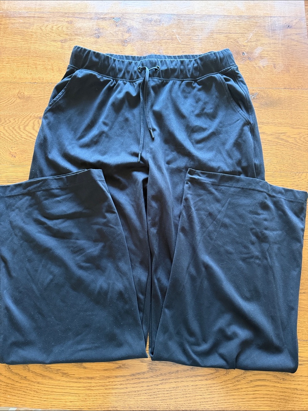 Yogalicious Women's Black Straight Leg Drawstring Pants